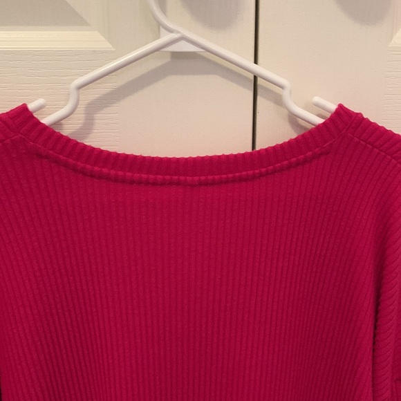 Aritzia| NEW Berry pink longsleeve - Picture 8 of 9